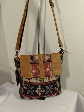 AnnGoti Aztec Crossbody Bag